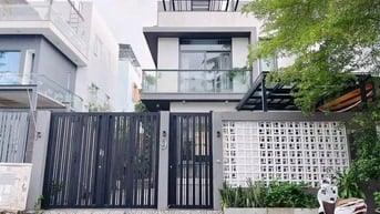 Xoay vòng vốn bán nhà Huỳnh Tấn Phát, Quận 7. Giá 6,89 tỷ, 70m2, HXH