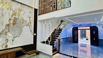Cho Thuê Nhà Phố Full Nội Thất Mới Tinh Gần ĐH NGUYỄN TẤT THÀNH QUẦN 1