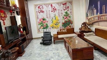 nhà cho thuê phun nội thất như hình