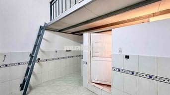 TRỐNG SẴN DUPLEX GIÁ RẺ NGAY NGÃ TƯ 4 XÃ CÓ THANG MÁY GẦN AEON MALL.