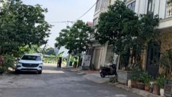 Bán nhà 4,5 tầng cự khối long biên Hà Nội 