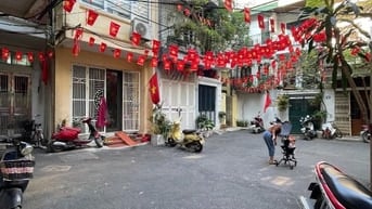 NHÀ HOÀNG HOA THÁM 4 TẦNG - 30M - NGÕ THÔNG - GẦN PHỐ - GẦN HỒ TÂY