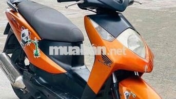 Honda Dylan 150 màu Cam