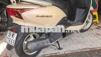 Honda Lead Vàng kem