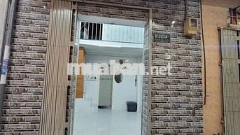 Nhà ở nguyên căn cách mạng tháng 8