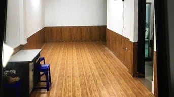Cho thuê nhà ngõ 42 Trịnh Đình Cửu, 45m2x 3 tầng, MT 5m