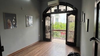 CHO THUÊ TẦNG 2- TẦNG 3 - MẶT ĐƯỜNG NGUYỄN HỮU HUÂN - HỒ HOÀN KIẾM