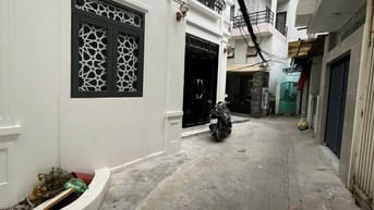 Nhà hẻm sát HXH và MT 3 tháng 2_3,15mx13m(40m2).T+L BTCT.Giá 6,8 tỷ TL
