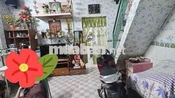 ngang 5m dài 11m sân ngang 7m6 dài 3m7