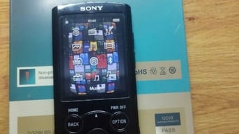 Cần bán máy nghe nhạc sony walkman NW-s764 (đen)