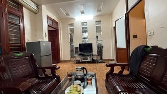 🏡 Bán nhà đẹp phố Yên Hòa thông sang phố Hạ Yên Quyết ô tô cách 10m 