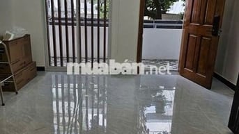 Bán Chung cư 681 Nguyễn Trãi Quận 5, Lầu 1 51M2 Bancol rộng giá 2.99tỷ