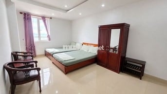 Cho thuê căn hộ dịch vụ - Căn lớn, View biển, Full nội thất