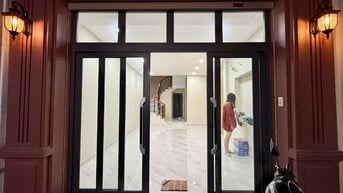 CĂN 1: CHO THUÊ NHÀ HẺM 4M (XH) PHẠM VĂN HAI, P.5, Q.TB, 27TR.