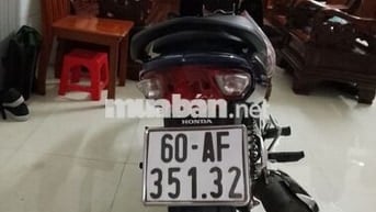 Honda Xe máy màu Đen