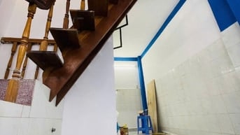 CĂN 1: CHO THUÊ NHÀ HẺM 4M(XH) TRẦN HƯNG ĐẠO, P.CẦU KHO, Q.1, 15TR.