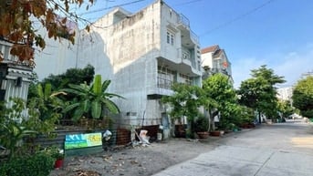 Bán lô Biệt thự đối diện công viên