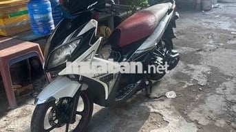 Yamaha Nouvo 4 2011 Trắng đen