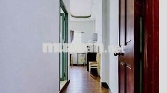GIẢM MẠNH CÒN 7tr cho căn hộ 2 Phòng ngủ tách bếp ngay Hoa Sứ,PN