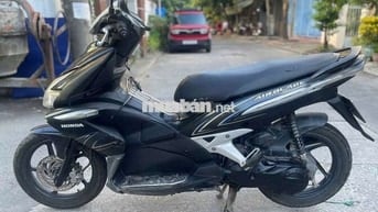 Honda Air Blade màu Đen