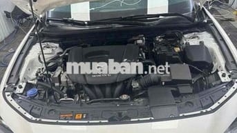 Mazda 3 Luxury 1.5L AT Trắng