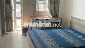 nhà 1 trệt 2 tầng ngay DH Nguyễn tất thành