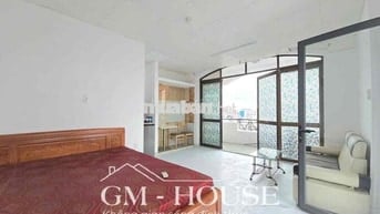 Phòng 30m2 có ban công bếp riêng ngay Xô Viết Nghệ Tĩnh BT