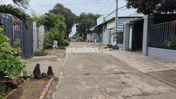 ĐẤT ĐẸP SAU LƯNG NHÀ THỜ SUỐI CÁT – NGANG 5.4M DÀI 34M, GIÁ TỐT ĐẦU TƯ