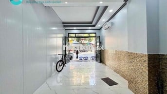 MBKD 30M2 vuông vức ngay mặt tiền đường lớn, sát Lotte Phú Thọ