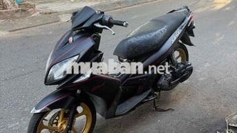 Yamaha Nouvo LX màu Đen