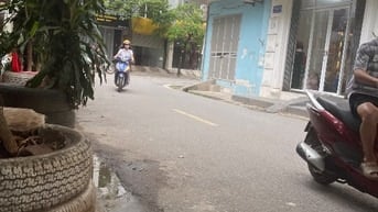 Bán nhà phố nguyễn ngọc nại 8 tầng thang 