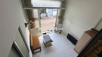 NHÀ NGUYÊN CĂN GIÁ RẺ GẦN VLU-IUH-CHỢ HẠNH THÔNG TÂY GIÁP BÌNH THẠNH