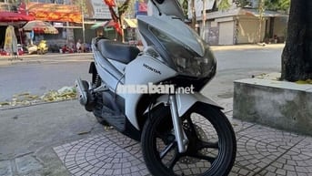 Honda Air Blade Trắng