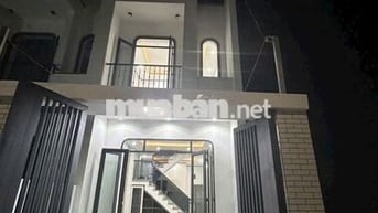BÁN GẤP NHÀ 1 TRỆT 1 LẦU NĂM NGAY CÂY XĂNG ĐỨC HƯNG - ĐỒNG KHỞI