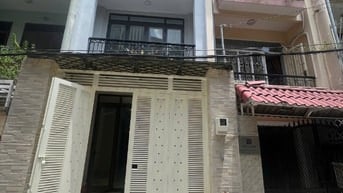 Nhà đẹp ở ngay, DT 4x17m, CN 68m2, HXH sát Khu D2