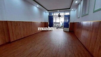 NHÀ MT NGUYỄN SƠN VÀO 200M. NGÃ BA NGUYỄN SƠN THOẠI NGỌC HẦU.