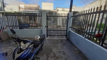 Nhà KDC Tân Phú Trung sẹc đường Cây Da Củ Chi 102m2 chỉ 900trie SHR