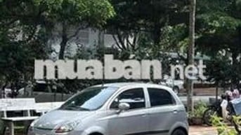 Chevrolet Spark Số sàn Bạc