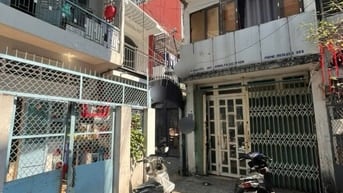 Nhà sau lưng MT hẻm 3,6m Nguyễn Duy Dương.3,6mx13m .2 tầng.Giá 6,75 tỷ