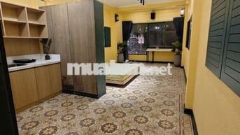 Phòng nguyên sàn, gần công viên Hoàng Văn Thụ, Full nội thất