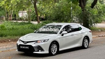 Toyota Camry 2.0G 2021 Trắng 45.000 km