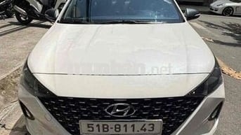 Hyundai Accent 2024 bản tiêu chuẩn màu Trắng