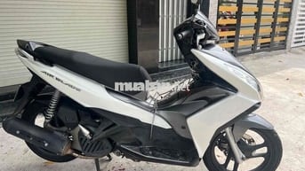 Honda Air Blade 2013 Trắng đen