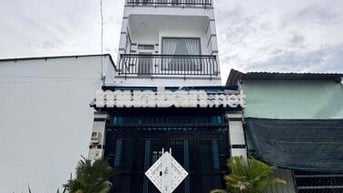 Nhà 3 lầu, 6 phòng ngủ hẻm 6m đg Lê Văn Lương, ngay cầu Long Kiển