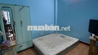 Cho thuê nhà sẵn nội thất 3PN đường XVNT hướng 2 chiều. Giá 9tr/th