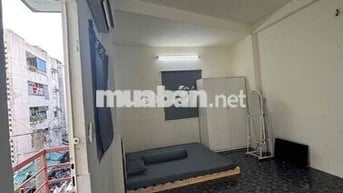 Phòng ban công mặt tiền đường full nội thất giá chỉ 4tr2