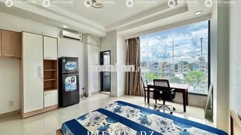 Căn hộ thang máy - ban công view xịn xò mặt tiền đường lớn