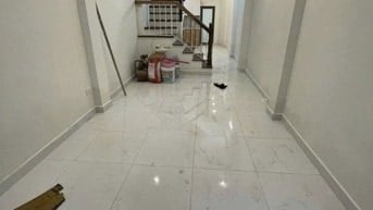 Bán nhà gần ĐH Quốc Gia, 40m2x6tầng, 8 phòng ngủ, ôtô cách 10m. 10.9tỷ