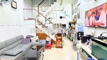 Bán nhà HXH khu sân bay 44m2, 4 tầng BTCT 5.2 tỷ