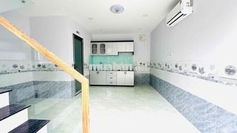 nhà phố full nội thất sổ 5.căn sau Tu Viện Khánh An Q.12